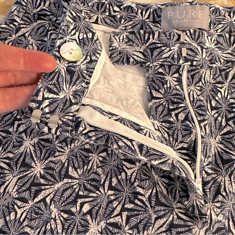 Pure Collection Cropped Pants - Picture 10 of 12